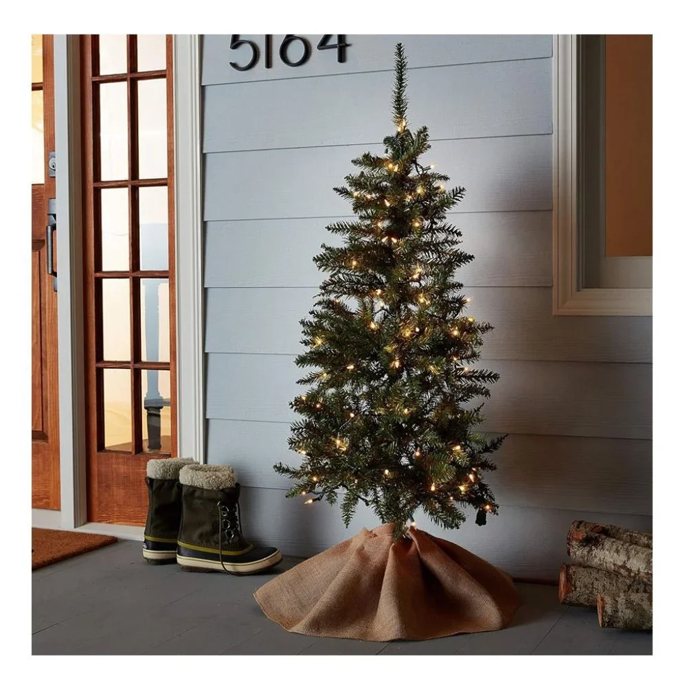 Sylvania 100 Clear Mini Christmas String Lights NWT
